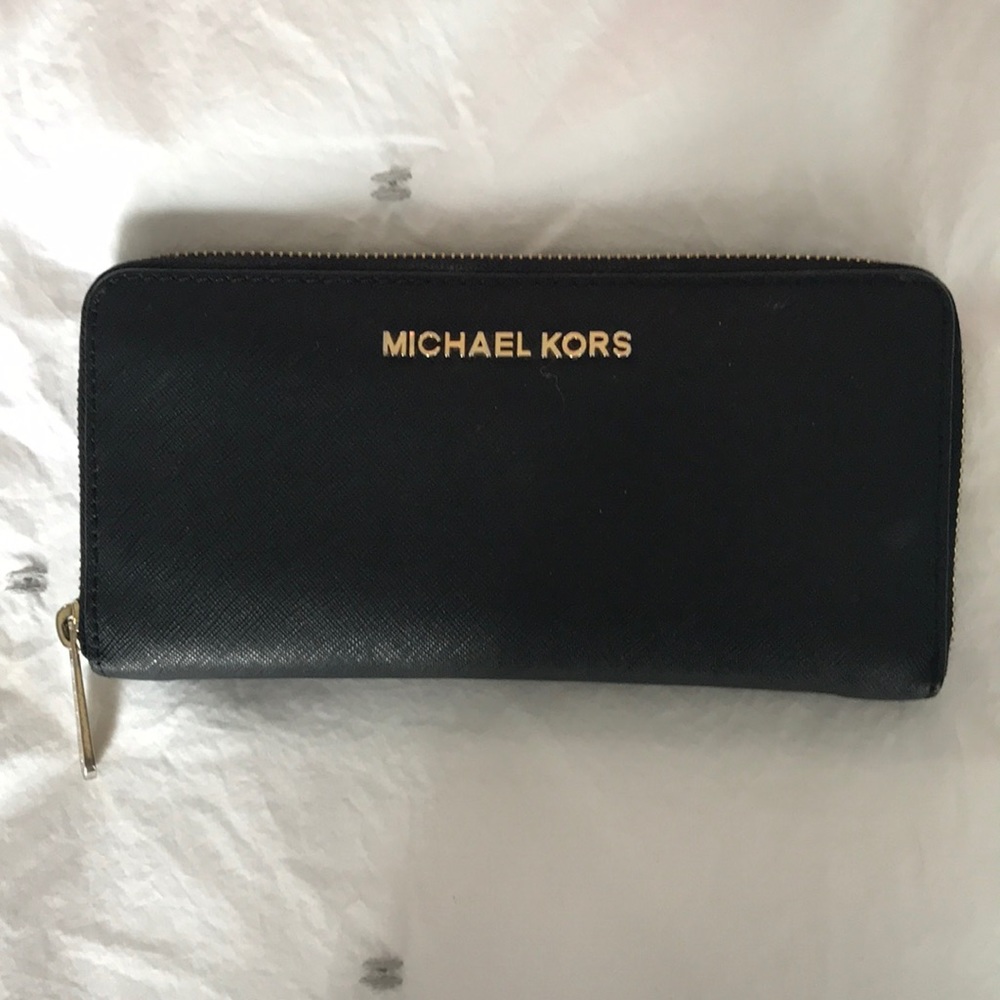 Michael Kors wallet